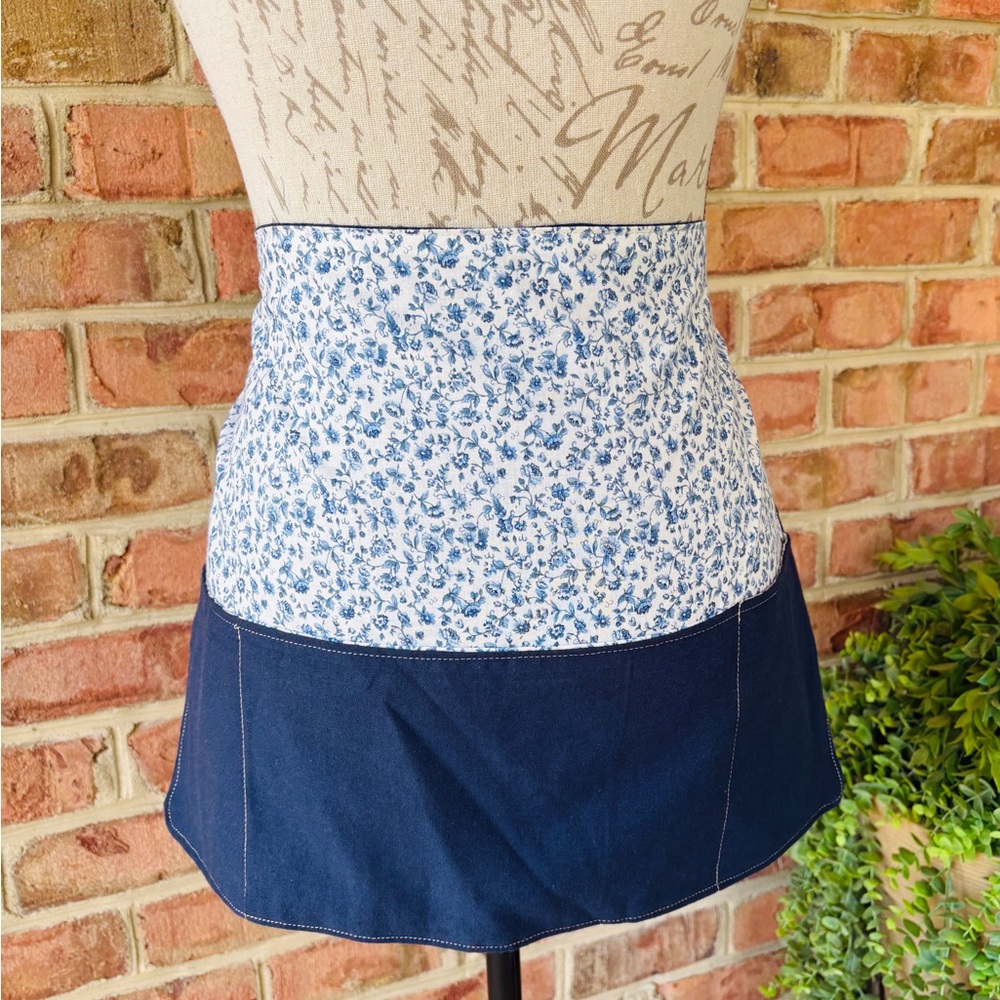 Floral Blue and White Women's apron